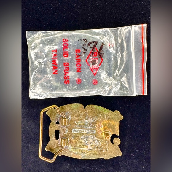 Vintage Solid Brass Donald Duck 50th Birthday Anniversary Collectors Belt Buckle - Picture 7 of 7